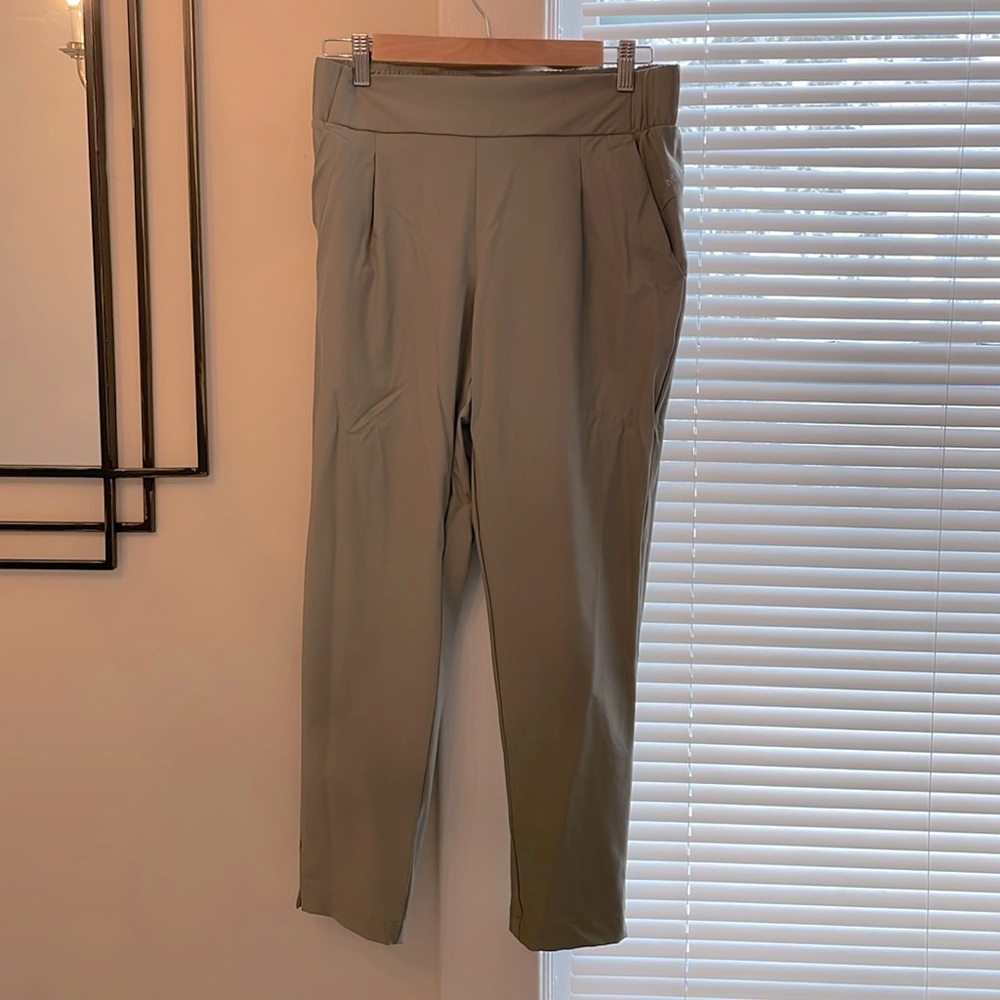 Calvin Klein Performance - Size Medium , Olive Gr… - image 1